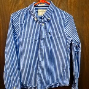 Abercrombie Kids brand long sleeve button up dress shirt. Boy's size XL
